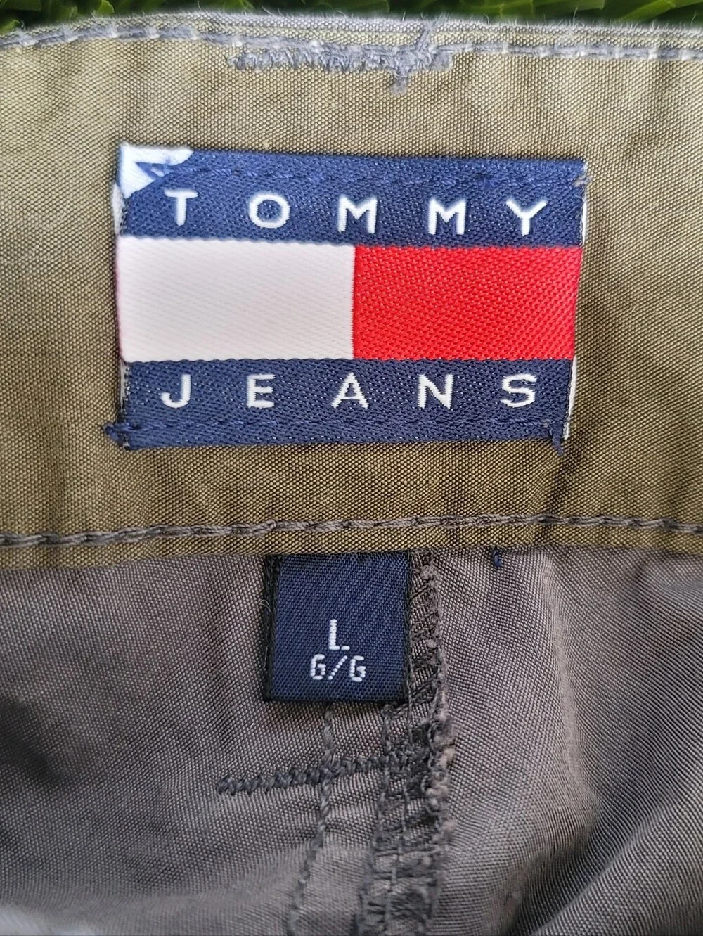 Vintage Tommy Hilfiger Convertible Zip-Off Pants | Size Large